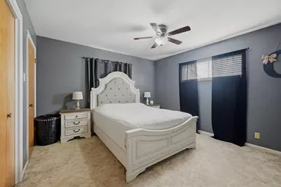 231 Ross Avenue, Denison, TX 75020 - Photo 14