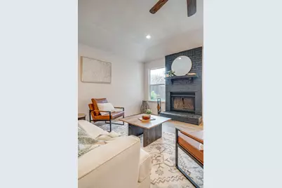 800 Crestview Drive, Burleson, TX 76028 - Photo 6