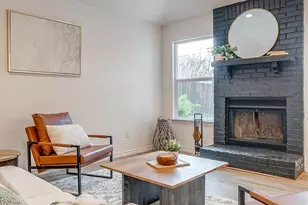 800 Crestview Dr, Burleson, TX 76028 - Photo 6