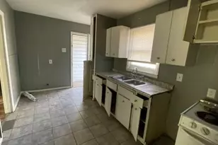 3313 Hatcher St, Fort Worth, TX 76119 - Photo 8