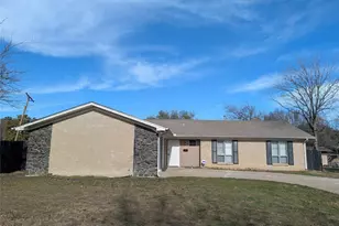 2901 San Marcos Dr, Fort Worth, TX 76116 - Photo 1