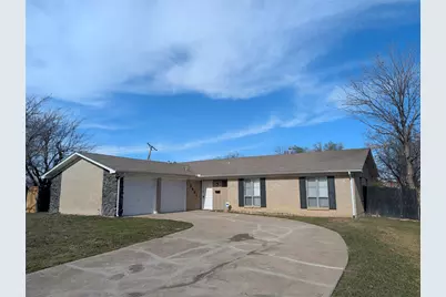 2901 San Marcos Drive, Fort Worth, TX 76116 - Photo 2