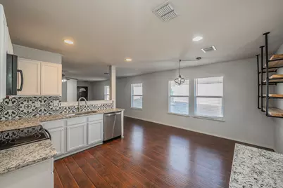 712 Grant Street, Burleson, TX 76028 - Photo 14