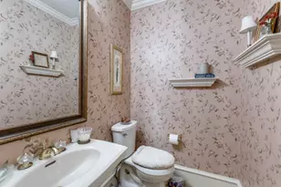 9915 Wood Forest Dr, Dallas, TX 75243 - Photo 20