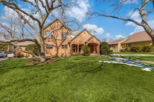 9915 Wood Forest Dr, Dallas, TX 75243 - Photo 2