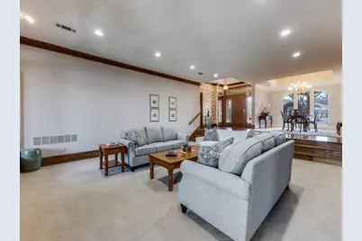 9915 Wood Forest Drive, Dallas, TX 75243 - Photo 10