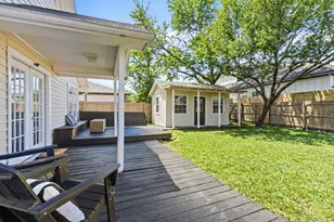 1003 Oak St, McKinney, TX 75069 - Photo 16