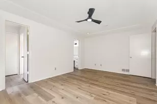 13426 Whispering Hills Dr, Dallas, TX 75243 - Photo 16