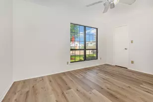 13426 Whispering Hills Dr, Dallas, TX 75243 - Photo 26