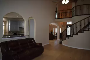 4831 King Harbor Ct, Grand Prairie, TX 75052 - Photo 6