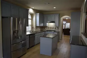 4831 King Harbor Ct, Grand Prairie, TX 75052 - Photo 10