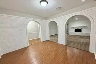 2744 S Cypress Cir, Plano, TX 75075 - Photo 8