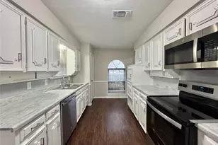 2744 S Cypress Cir, Plano, TX 75075 - Photo 4