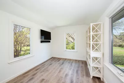 5333 Nakoma Drive, Dallas, TX 75209 - Photo 18