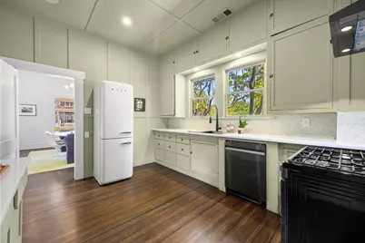 732 Haines Avenue, Dallas, TX 75208 - Photo 18