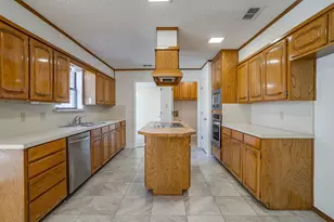 7017 Baseline Ln, Fort Worth, TX 76133 - Photo 8