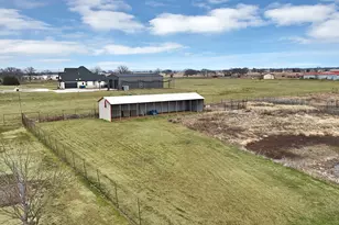 576 Welch School Rd, Collinsville, TX 76233 - Photo 36