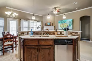 315 Crosscreek Dr, Princeton, TX 75407 - Photo 6