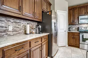 315 Crosscreek Dr, Princeton, TX 75407 - Photo 8