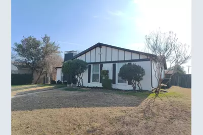 2700 Winding Creek Drive, Carrollton, TX 75007 - Photo 2
