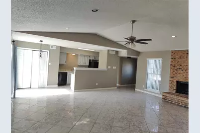 2700 Winding Creek Drive, Carrollton, TX 75007 - Photo 6