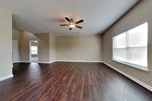 126 Cottonwood Dr, Princeton, TX 75407 - Photo 2