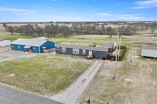 627 Kentucky Town Rd, Whitewright, TX 75491 - Photo 32