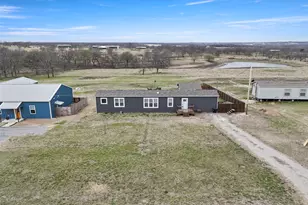 627 Kentucky Town Rd, Whitewright, TX 75491 - Photo 30