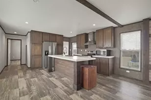 627 Kentucky Town Rd, Whitewright, TX 75491 - Photo 2