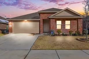 3052 Manu St, Fort Worth, TX 76123 - Photo 2