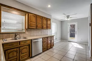 3107 Timberline Dr, Grapevine, TX 76051 - Photo 6