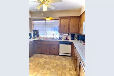 5703 Pecan Grove Drive, Sachse, TX 75048 - Photo 14