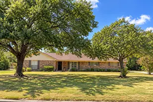 5703 Pecan Grove Dr, Sachse, TX 75048 - Photo 1