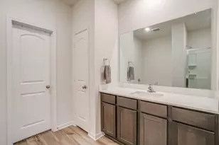 156 Banjo Trl, Newark, TX 76071 - Photo 18