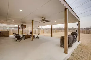 156 Banjo Trl, Newark, TX 76071 - Photo 2