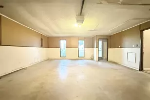 1200 E Franklin St, Hillsboro, TX 76645 - Photo 34