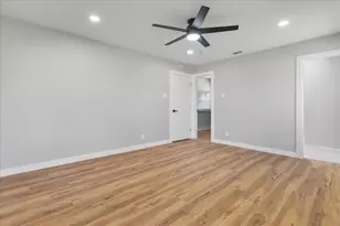 10129 Newcombe Dr, Dallas, TX 75228 - Photo 24