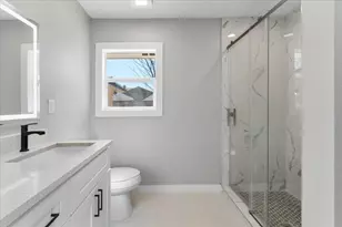 10129 Newcombe Dr, Dallas, TX 75228 - Photo 20