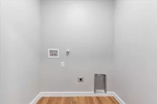 10129 Newcombe Dr, Dallas, TX 75228 - Photo 28