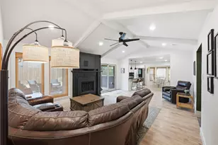 3910 Firethorn Dr, Arlington, TX 76017 - Photo 12