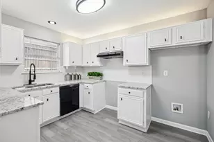 621 Renaissance Pl, Cedar Hill, TX 75104 - Photo 8