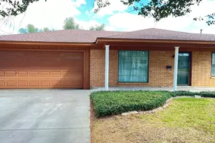 209 Red Bird Ln, Mexia, TX 76667 - Photo 2