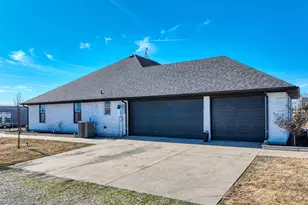 1010 FM85, Ennis, TX 75119 - Photo 4