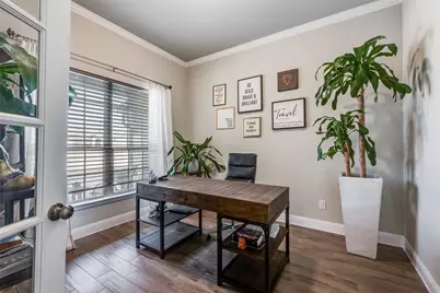 329 Valentino Way, Grand Prairie, TX 75052 - Photo 8