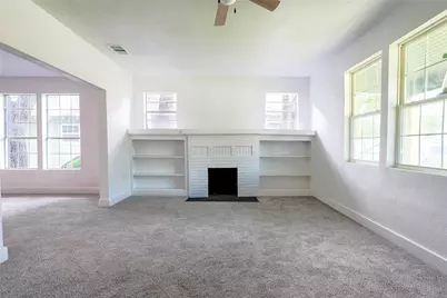 335 N Marsalis Avenue, Dallas, TX 75203 - Photo 2