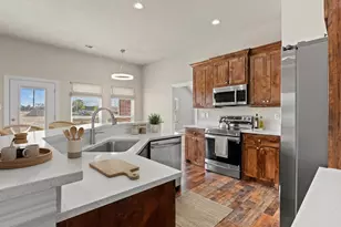 899 W Cardinal St, Ector, TX 75439 - Photo 12