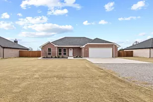 899 W Cardinal St, Ector, TX 75439 - Photo 4