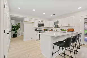 611 Ravenwood Dr, Arlington, TX 76013 - Photo 6