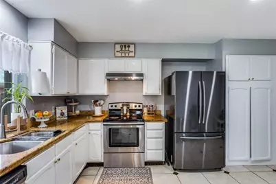 8049 Trimble Drive, Fort Worth, TX 76134 - Photo 14