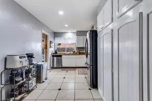 8049 Trimble Dr, Fort Worth, TX 76134 - Photo 16